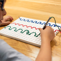 DIY String Art Drawing Board Kit – Colorful Braided Craft Set for Kids with Threading Pen